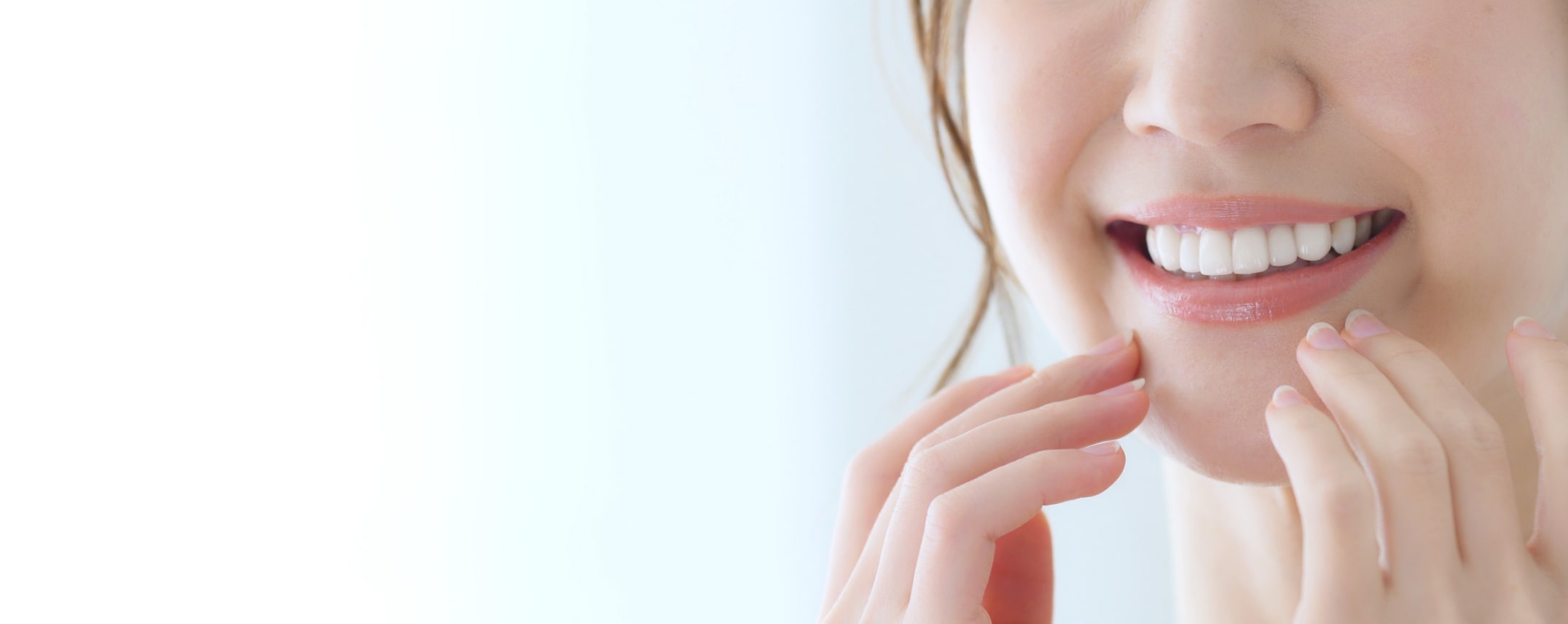 真のホワイトニングの普及、「笑顔に自信」をもたらす予防歯科の推進。
